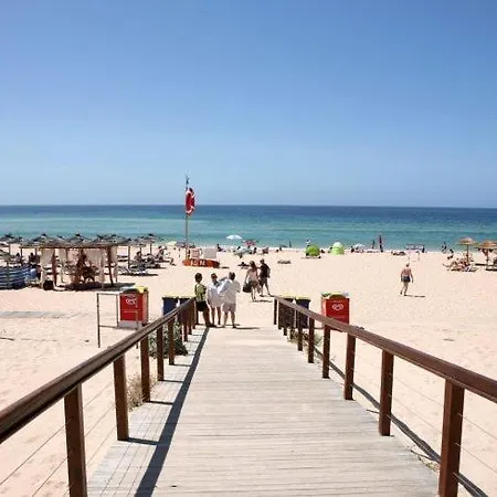 Sea Front - Walk To Bech - Self Check In *