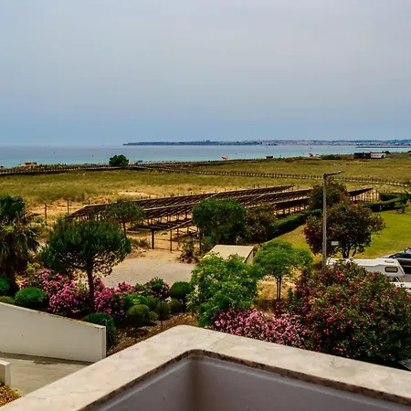 Sea Front - Walk To Bech - Self Check In * אלבור